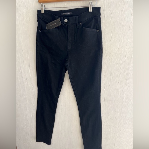 BCBGMAXAZRIA Blackout Skinny Jeans Hem Slits Stretch Size 27 in NWT - Picture 3 of 5